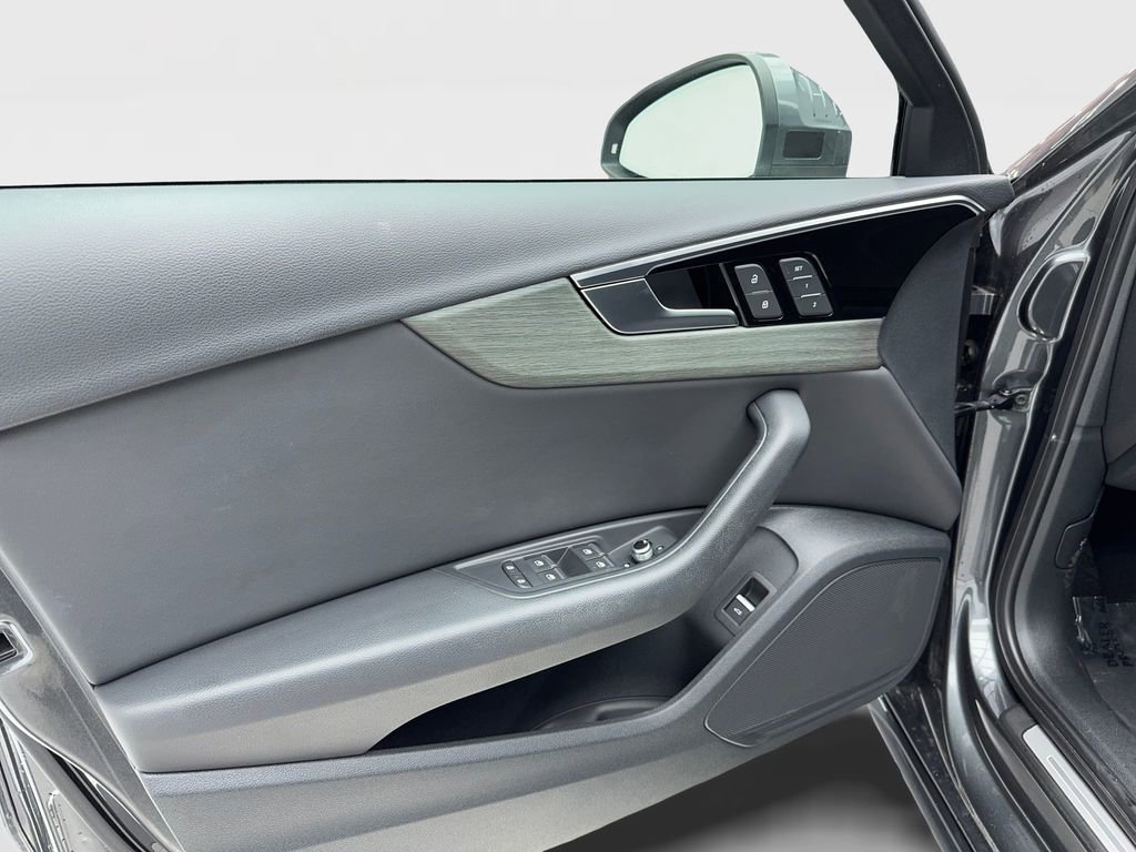 Used 2023 Audi A4 2.0T Premium w/ Convenience Package image 38