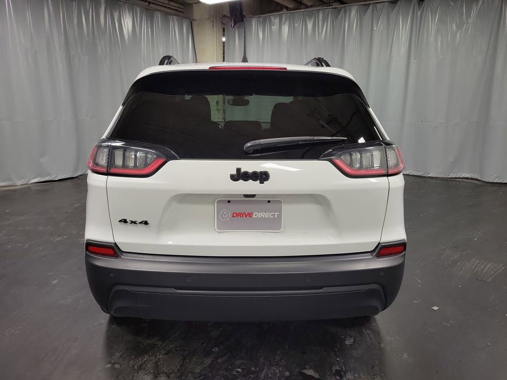 Used 2020 Jeep Cherokee Latitude Plus image 8