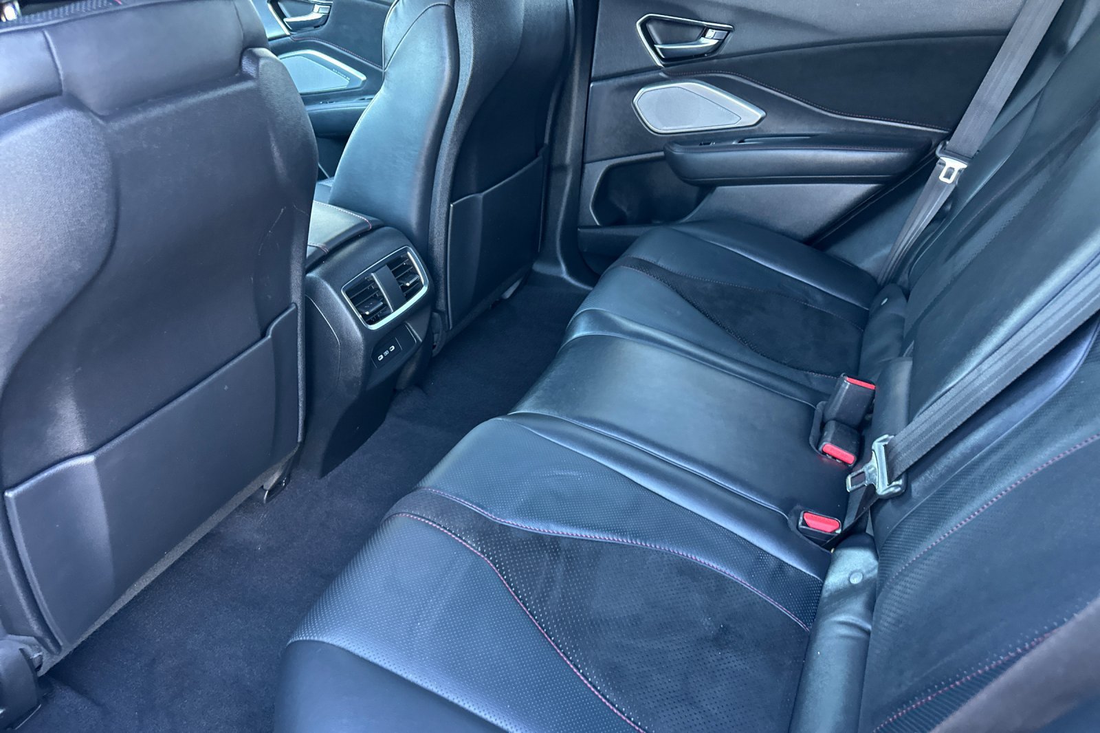 Used 2022 Acura RDX w/ Advance Package FWD image 12