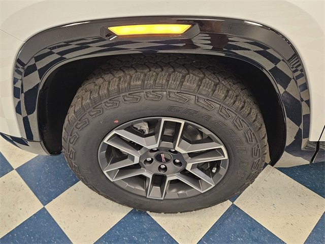 New 2026 GMC Terrain AT4 image 13