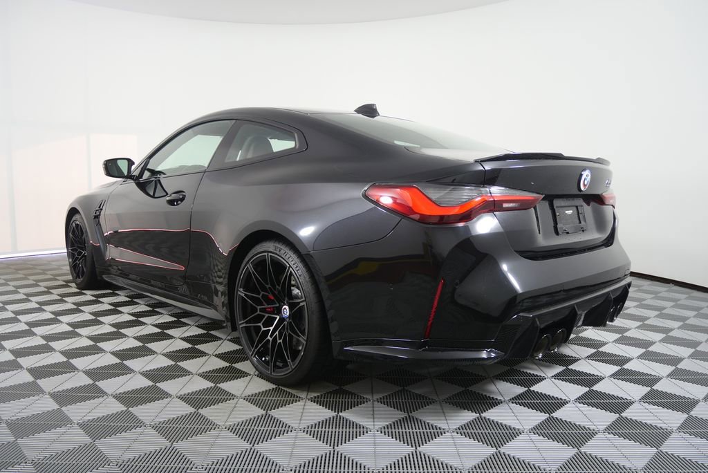 Used 2022 BMW M4 Competition w/ Executive Package RWD image 5