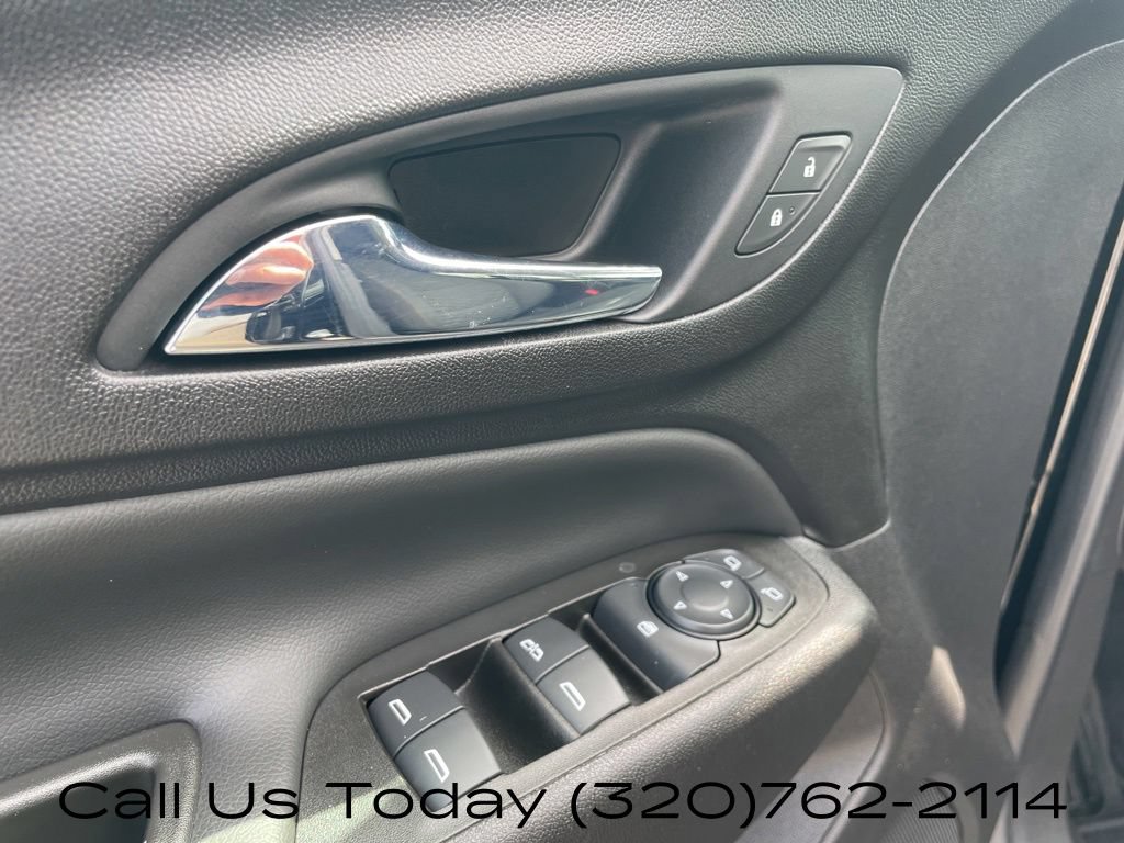 Used 2020 Chevrolet Equinox LT FWD image 16