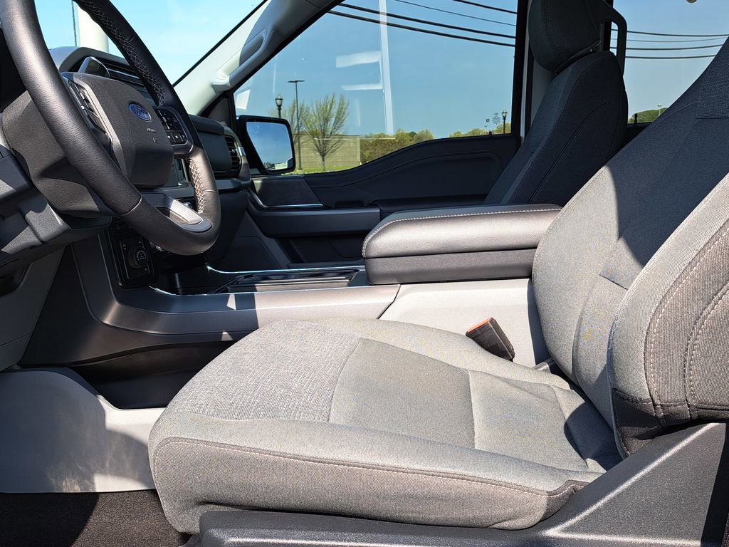 Used 2025 Ford F150 XLT w/ Equipment Group 302A MID image 12
