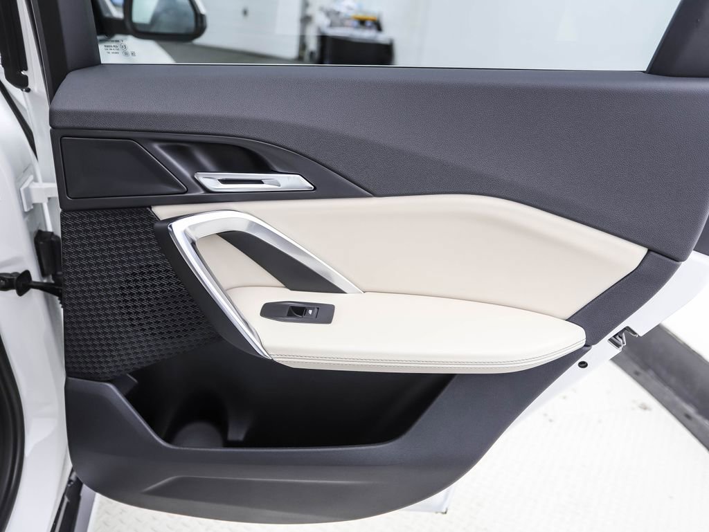 Used 2025 BMW X1 xDrive28i w/ Convenience Package image 26