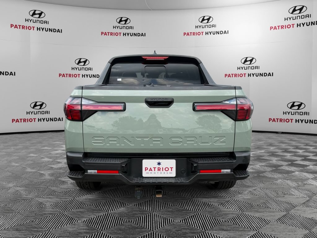 Used 2022 Hyundai Santa Cruz SEL w/ Activity Package FWD image 4