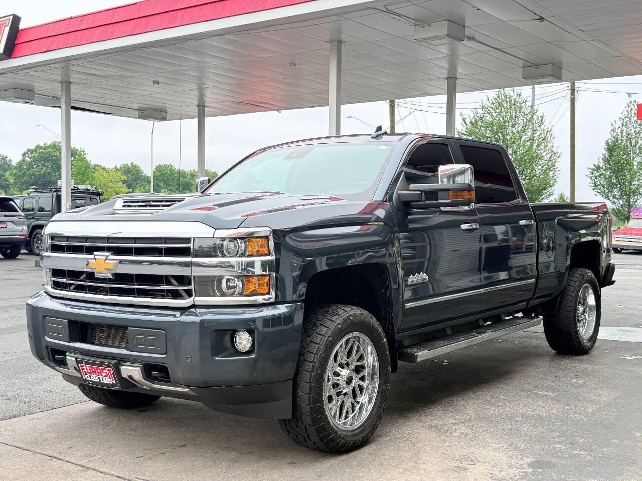 Used 2018 Chevrolet Silverado 2500 High Country w/ Duramax Plus Package AWD/4WD image 6