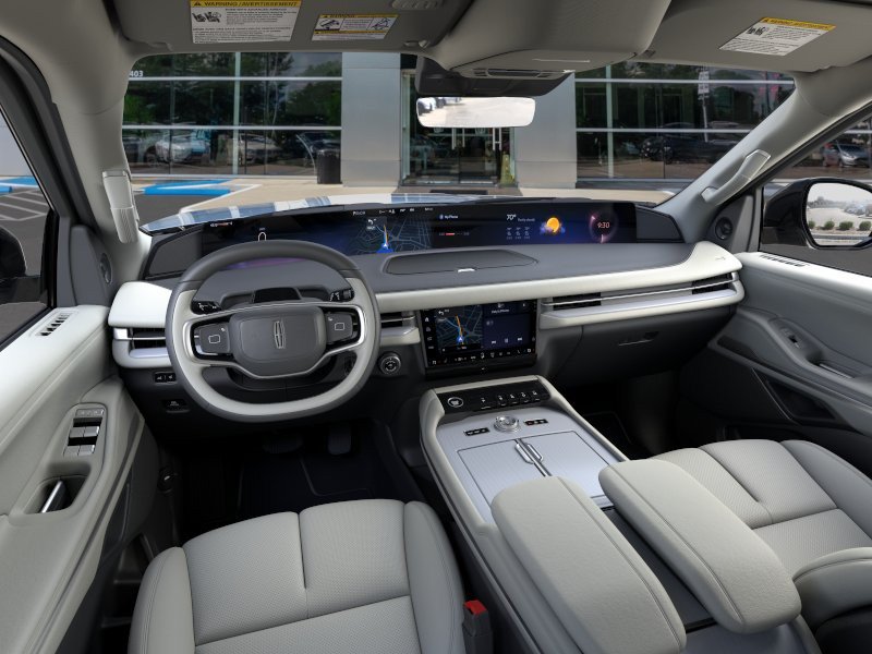 New 2026 Lincoln Navigator L Premier AWD/4WD image 9