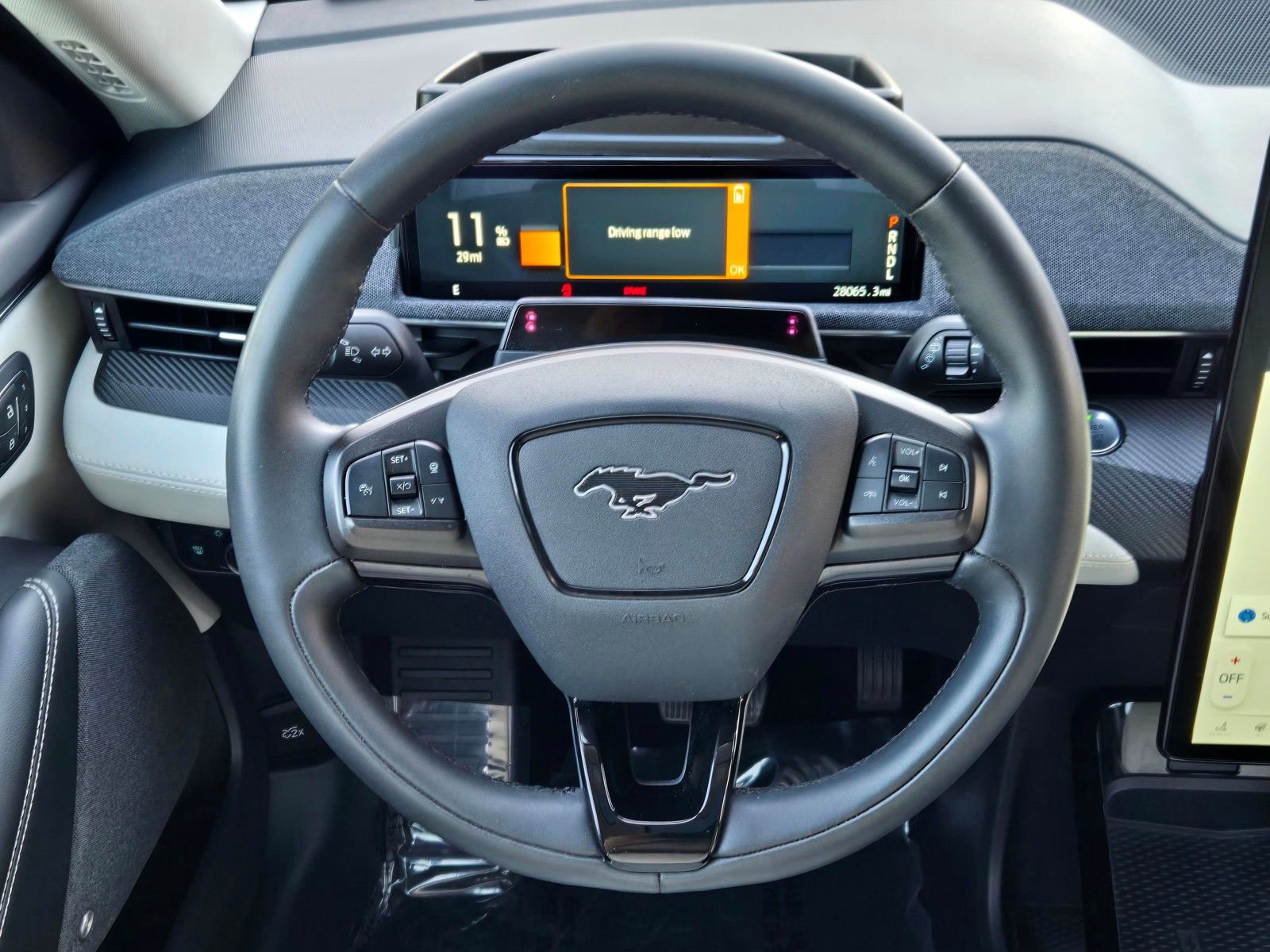 Used 2022 Ford Mustang Mach-E Premium image 15