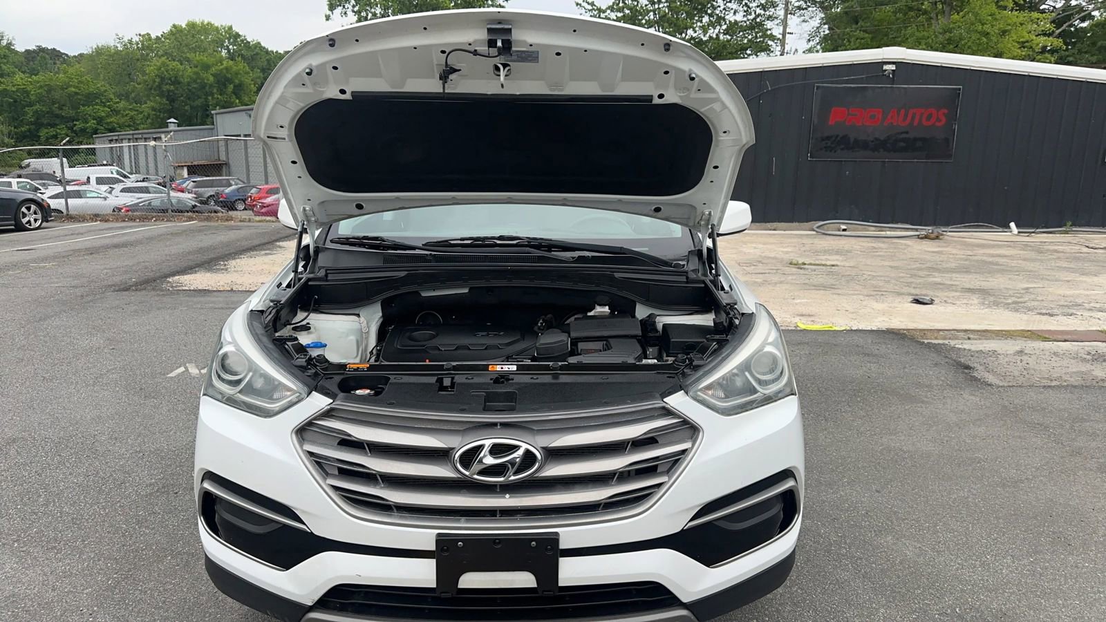 Used 2017 Hyundai Santa Fe Sport AWD/4WD image 11
