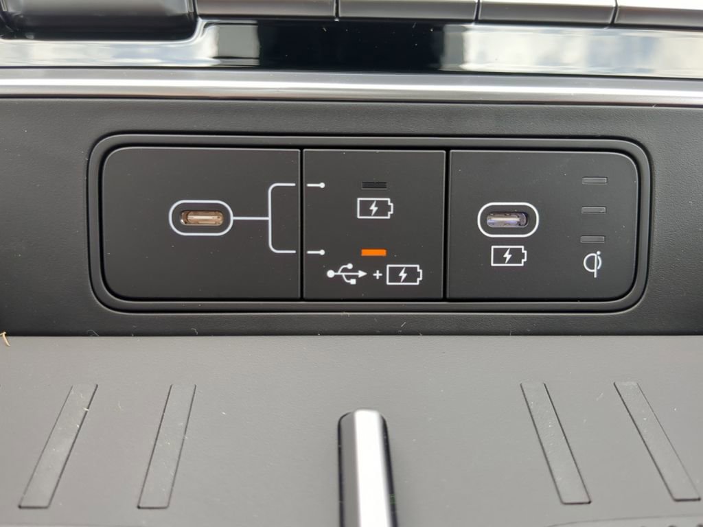 New 2025 Hyundai Santa Fe XRT image 10