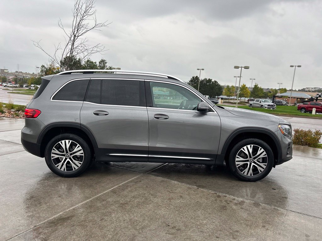 Used 2026 Mercedes-Benz GLB 250 4MATIC image 9