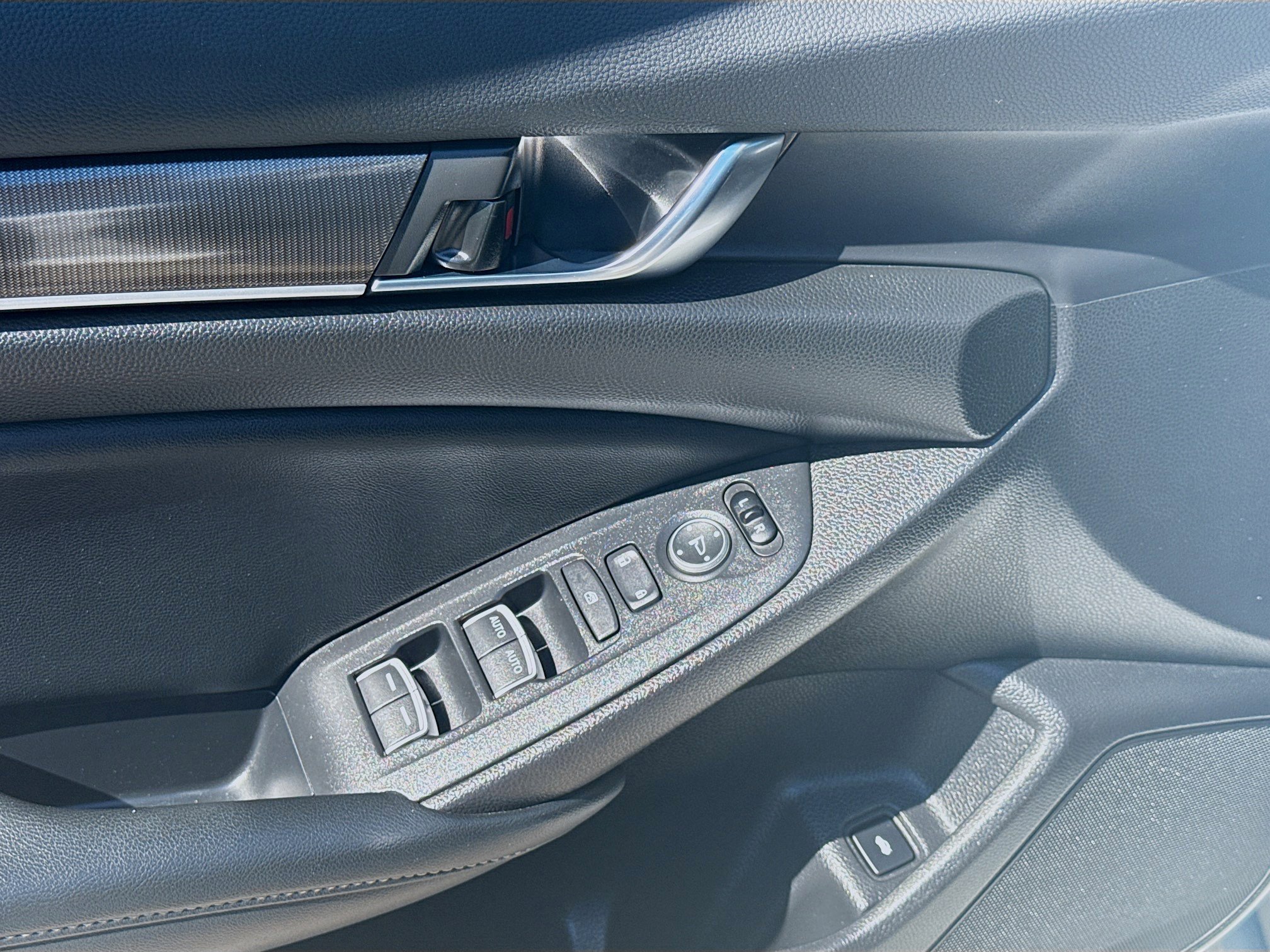 Certified 2022 Honda Accord Sport image 16