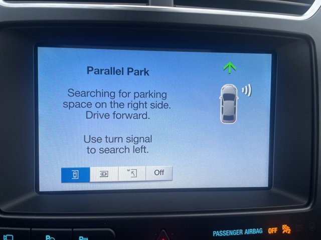 Used 2018 Ford Explorer Platinum image 39