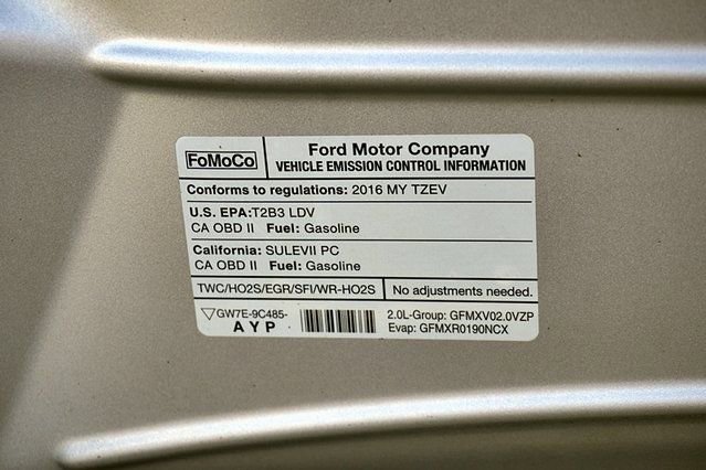 Used 2016 Ford C-MAX Energi SEL FWD image 32