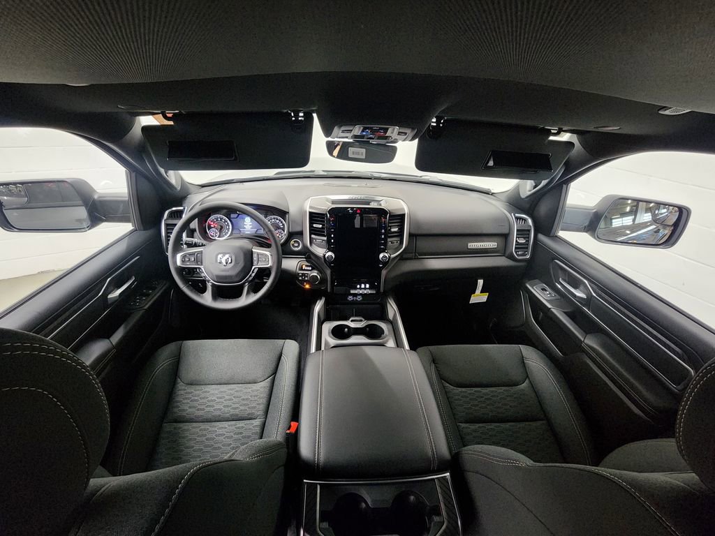 New 2026 RAM 1500 4x4 Crew Cab image 18
