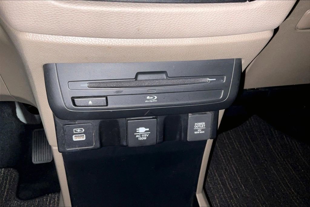 Used 2023 Honda Odyssey Touring image 34