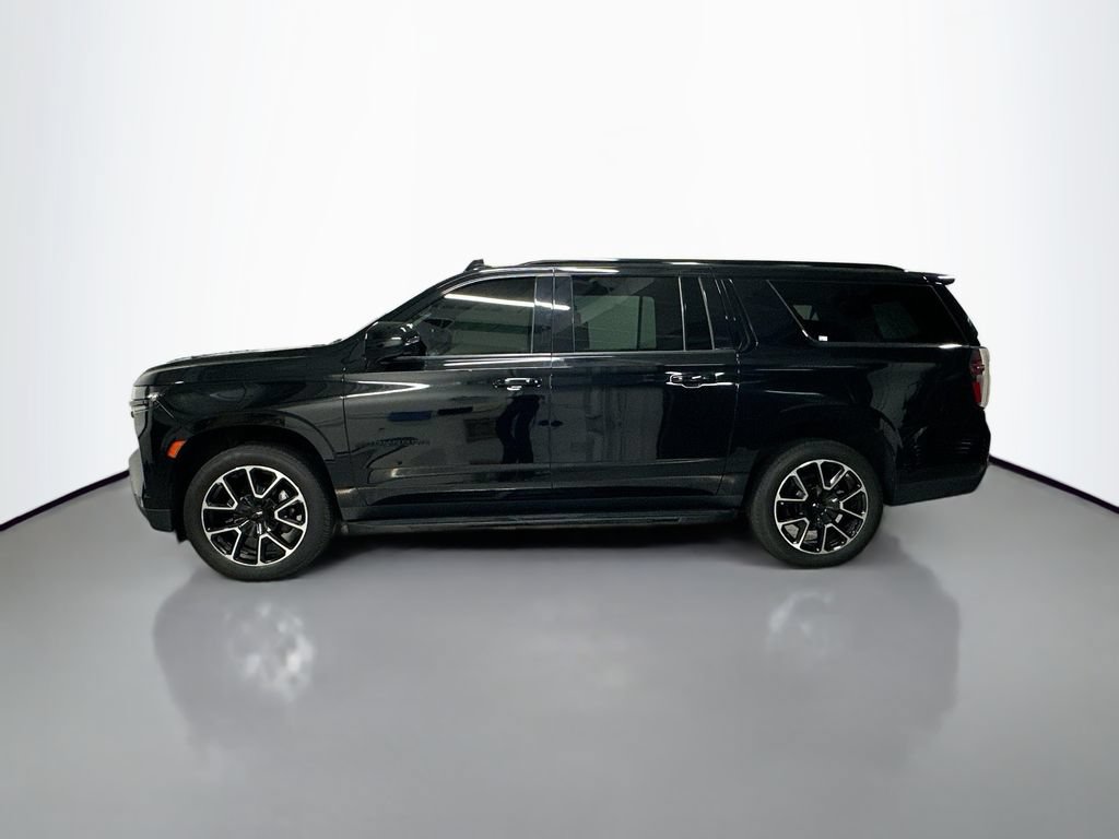 Used 2021 Chevrolet Suburban RST w/ Luxury Package AWD/4WD image 2