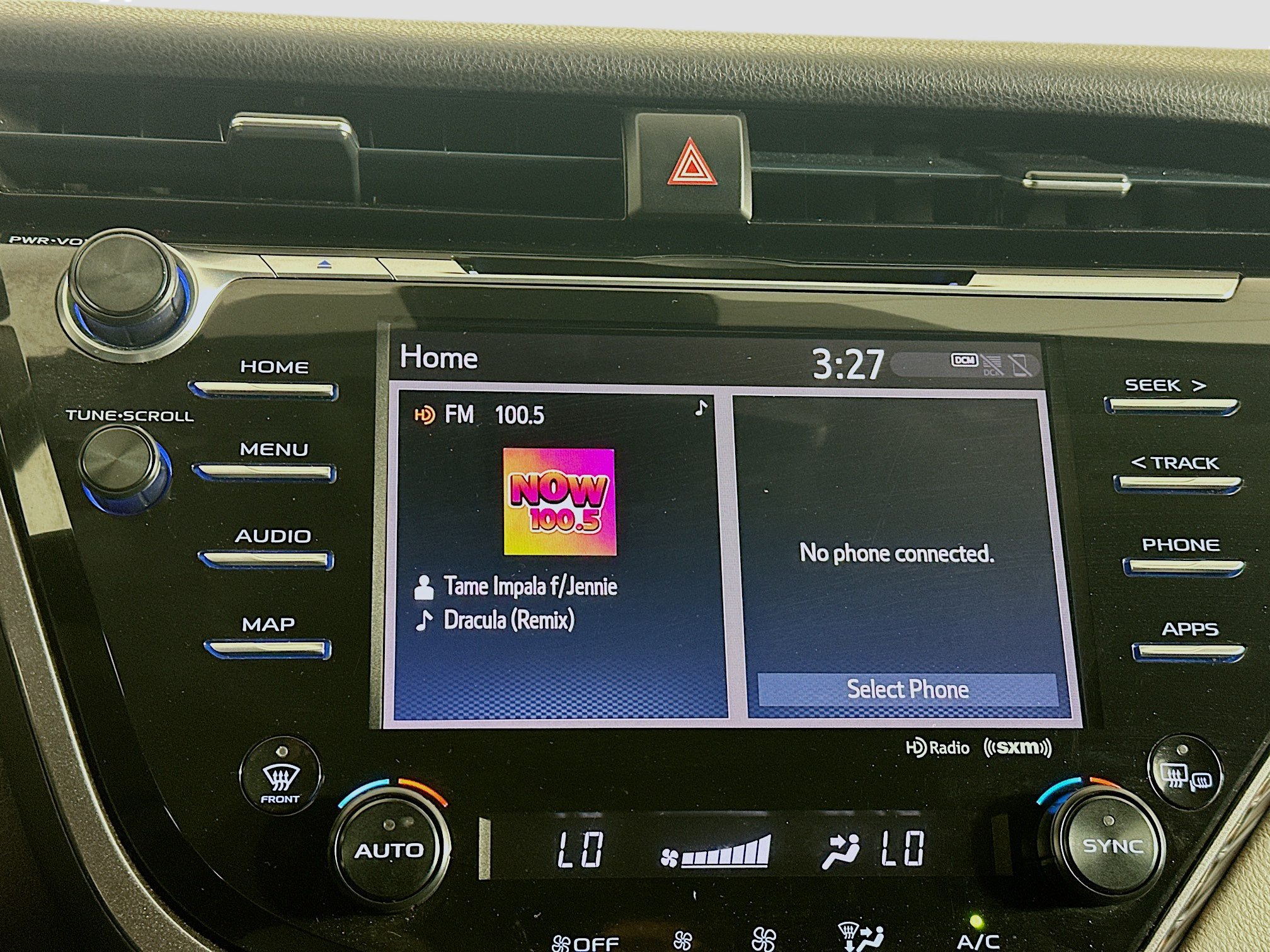 Used 2019 Toyota Camry XLE FWD image 19