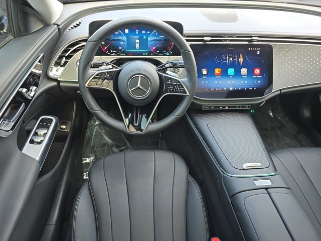 Used 2025 Mercedes-Benz E 450 4MATIC Sedan image 16