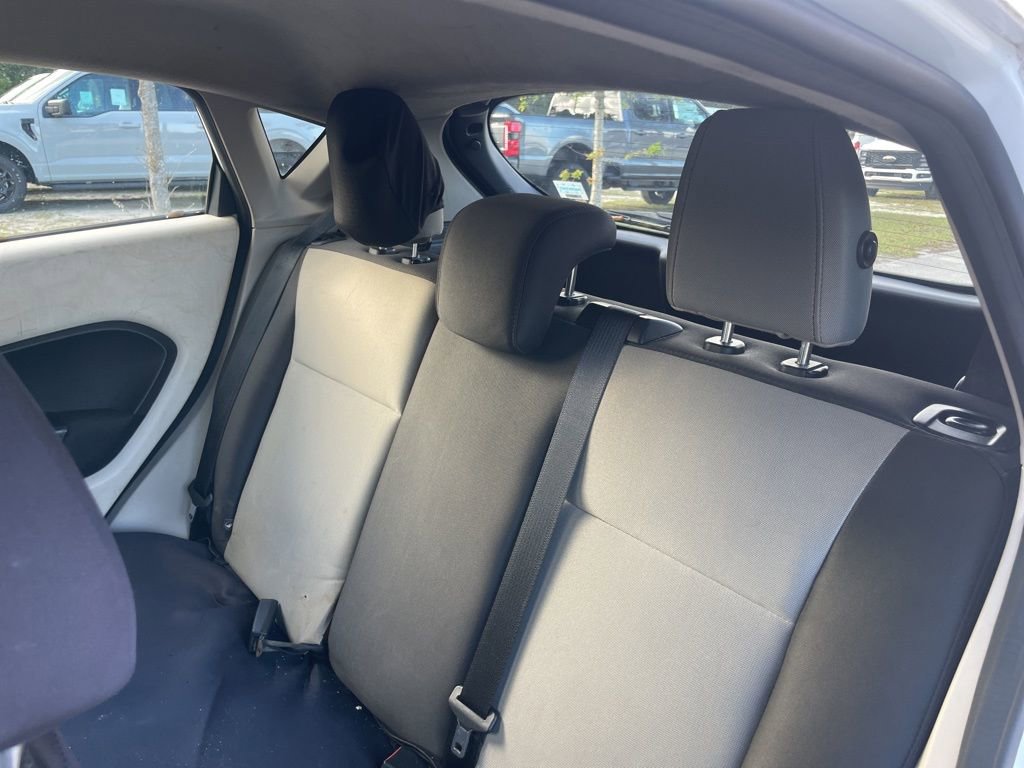 Used 2013 Ford Fiesta S image 13