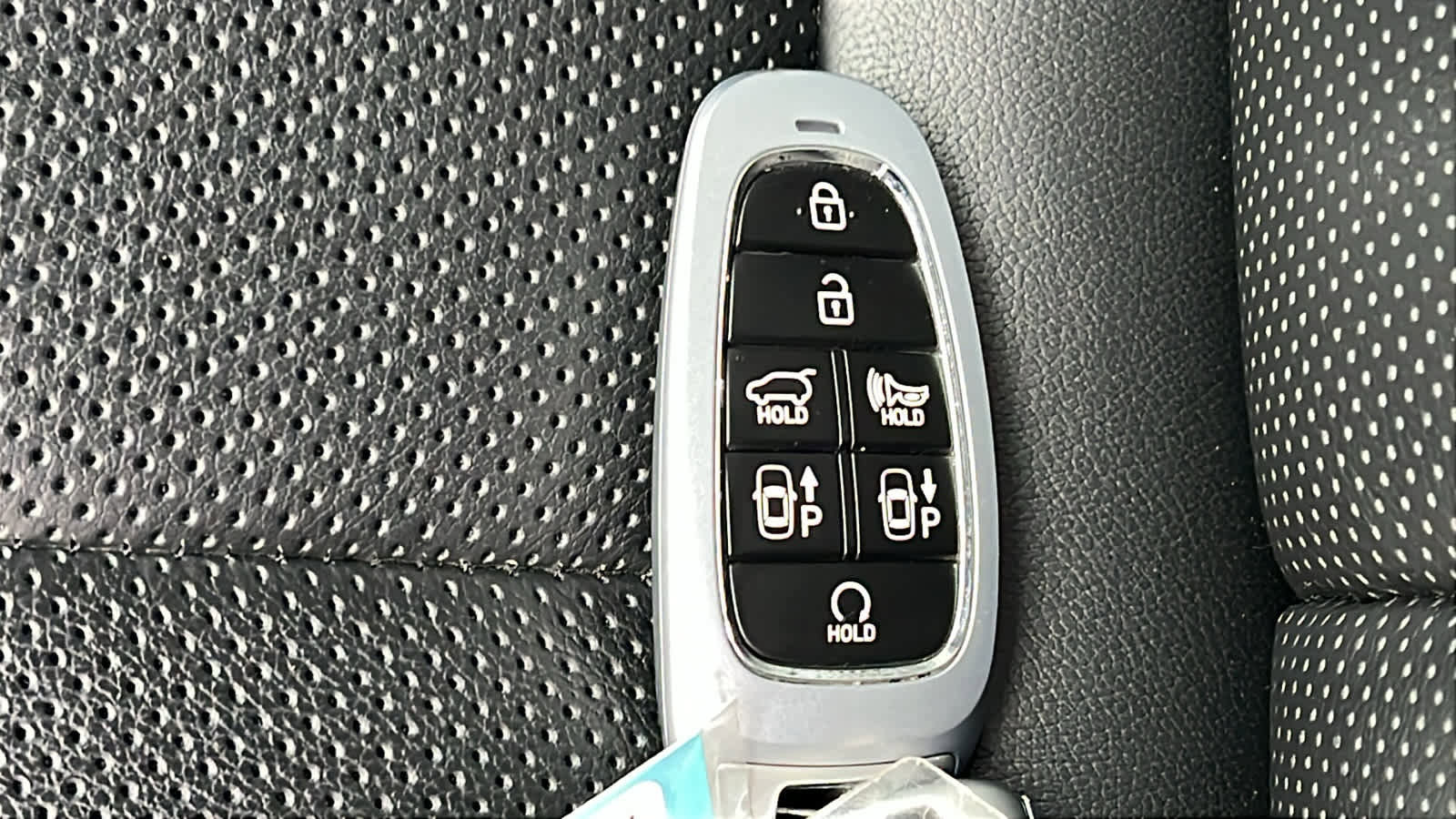 Used 2023 Hyundai Santa Fe Limited w/ Cargo Package image 29