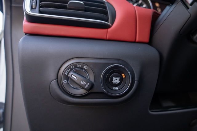 Used 2022 Maserati Levante Modena image 34