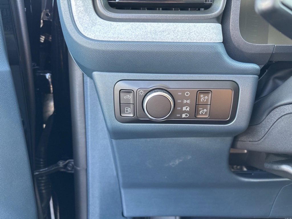 New 2025 Ford Maverick XLT w/ XLT Luxury Package image 13