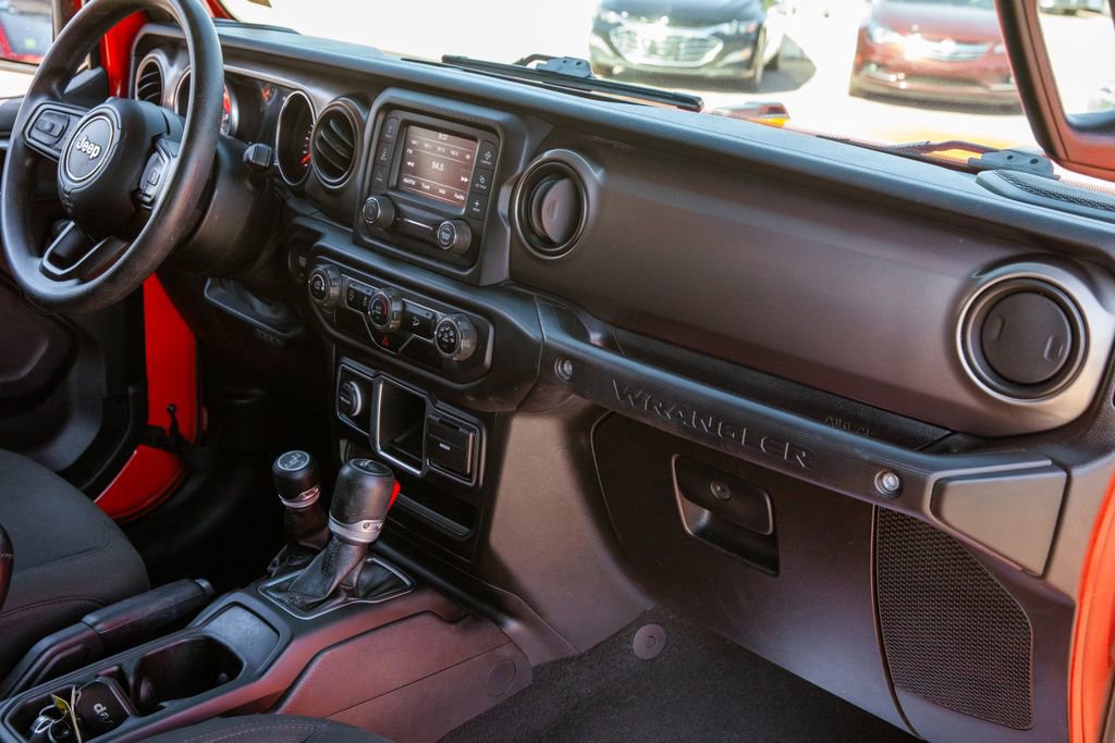 Used 2020 Jeep Wrangler Sport AWD/4WD image 11