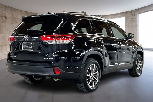 Used 2019 Toyota Highlander XLE image 5