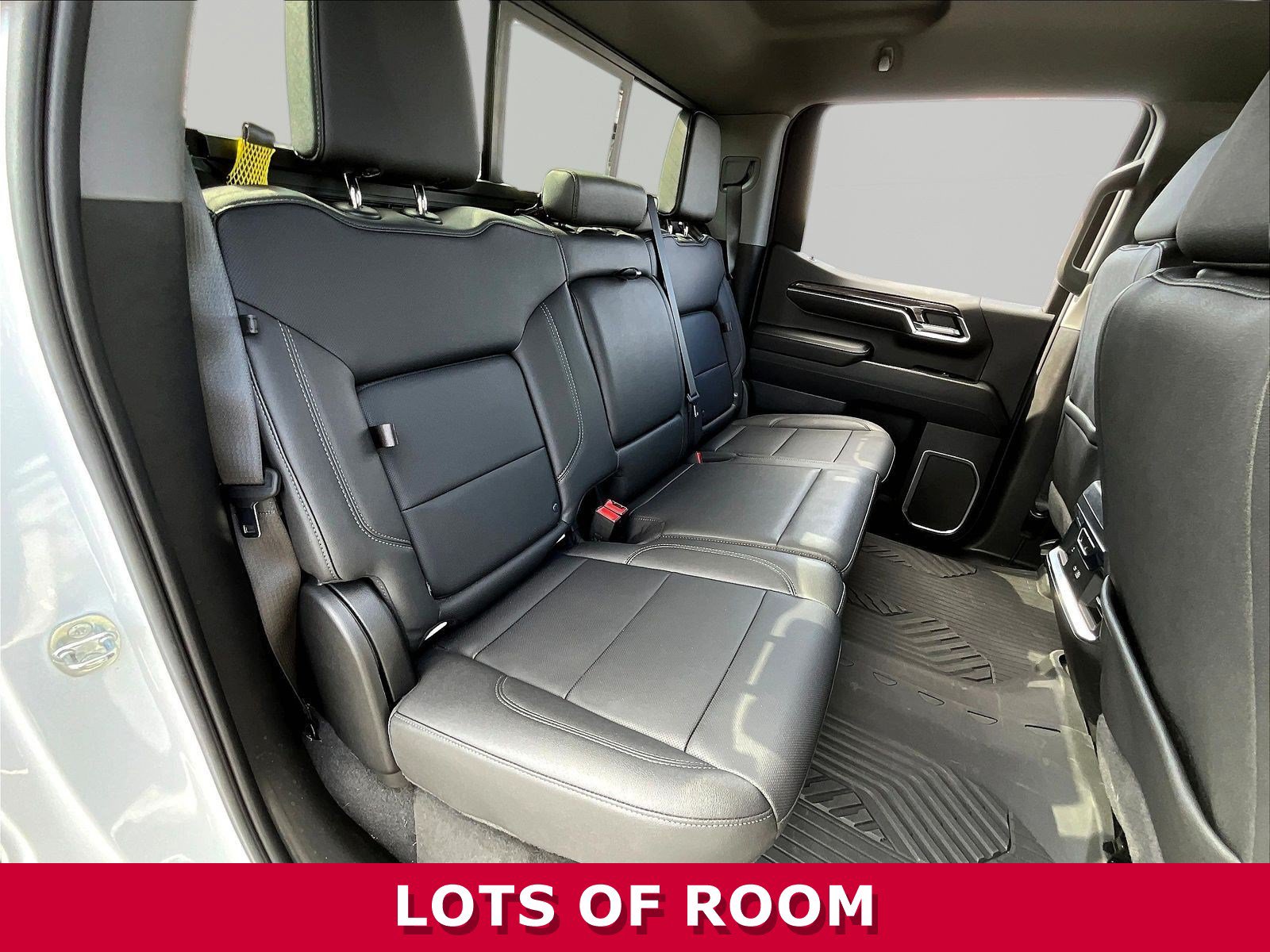 Used 2023 Chevrolet Silverado 1500 LTZ AWD/4WD image 25