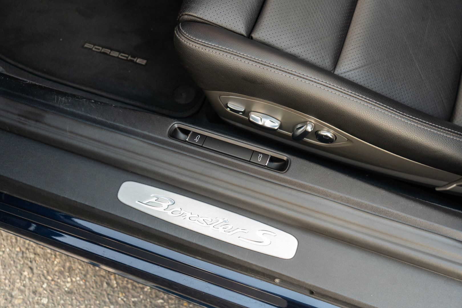 Used 2019 Porsche 718 Boxster S RWD image 14