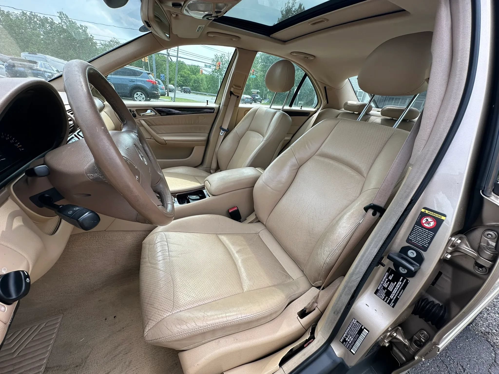 Used 2001 Mercedes-Benz C 320 Sedan image 13
