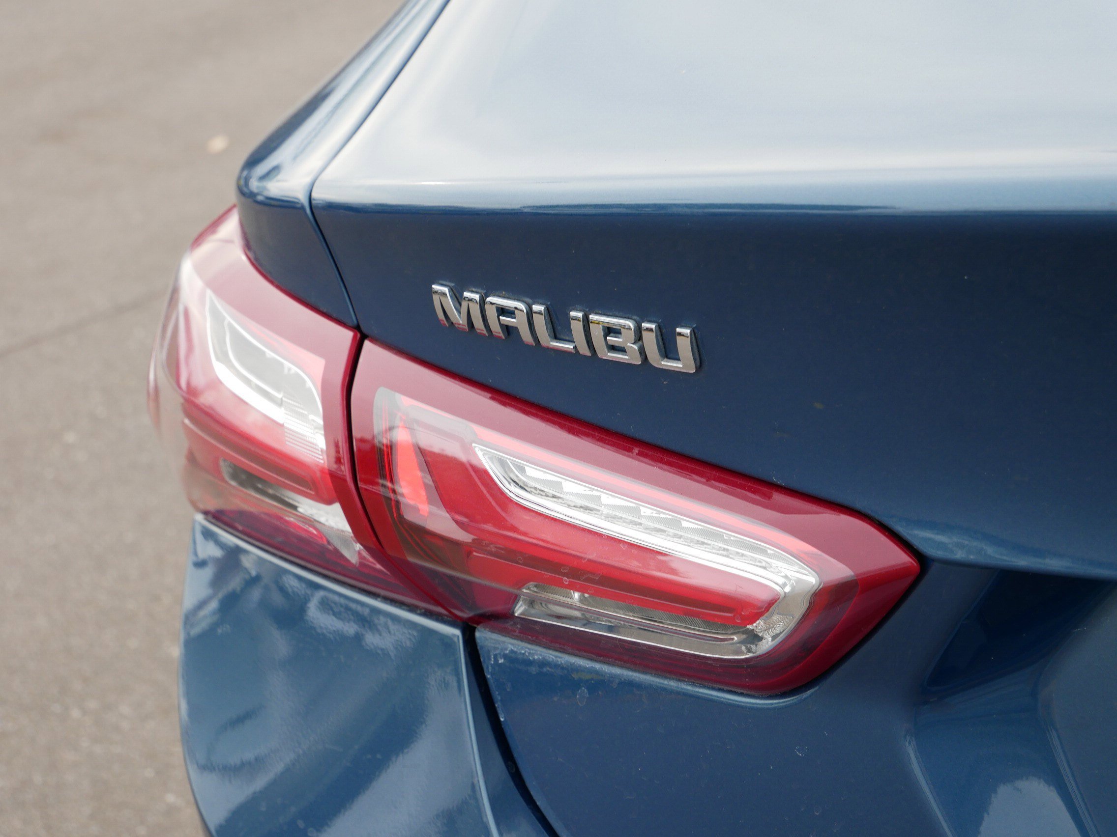 Used 2024 Chevrolet Malibu LT image 17