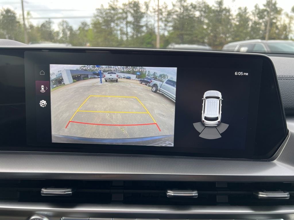 Used 2024 Kia Telluride LX image 17