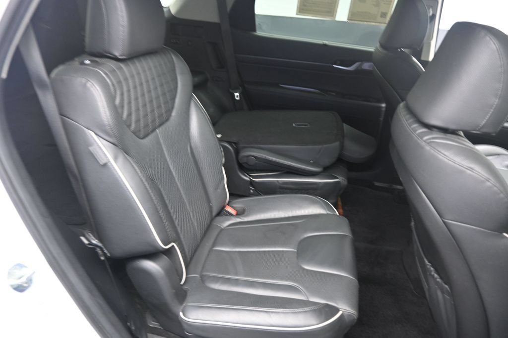 Used 2024 Hyundai Palisade Limited FWD image 27