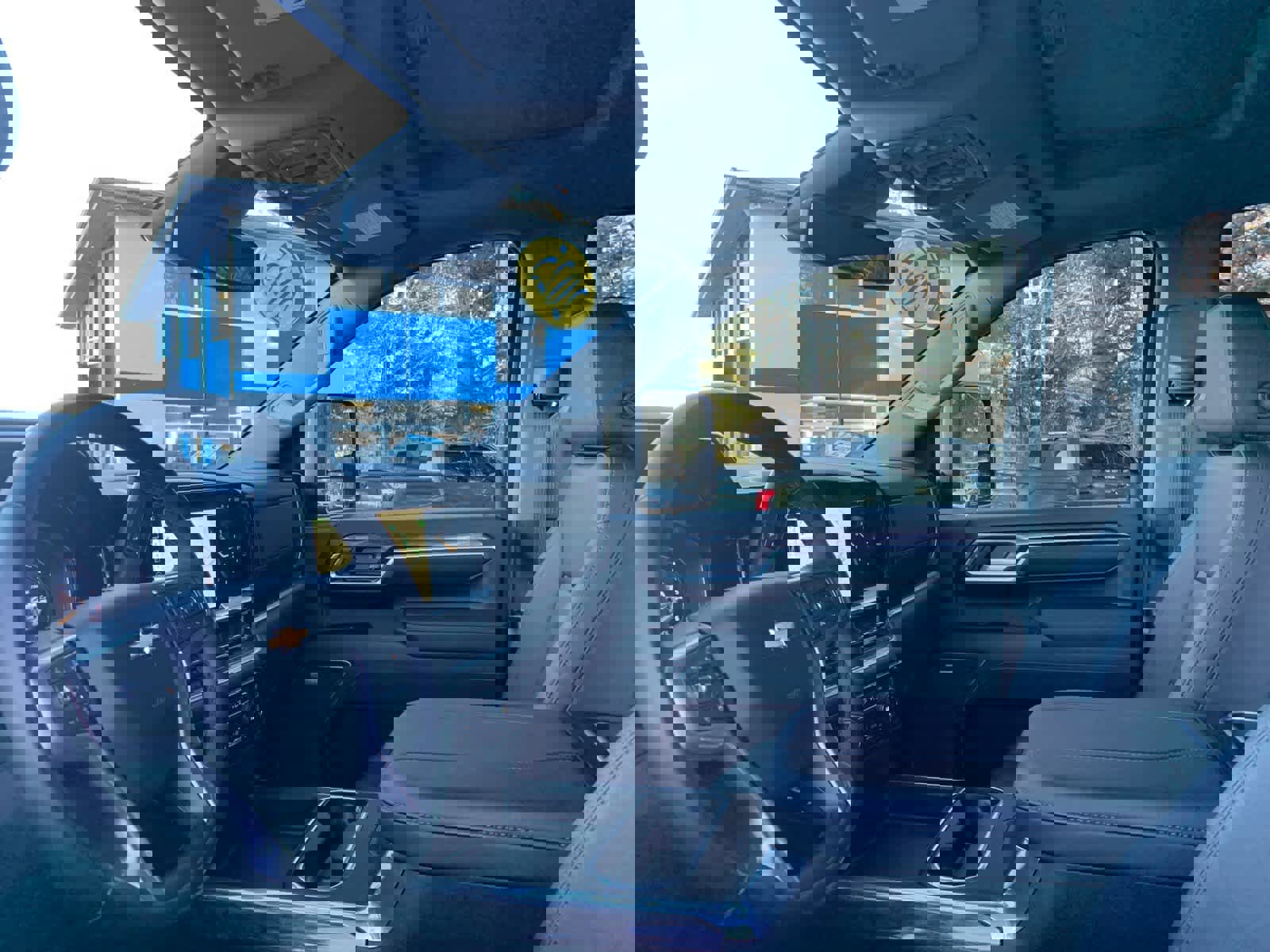 Certified 2025 Chevrolet Silverado 2500 LTZ w/ LTZ Convenience Package image 14