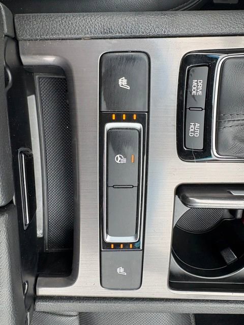 Used 2019 Genesis G80 3.8 image 16