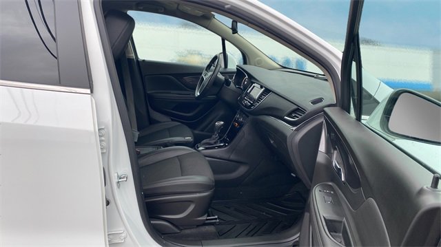 Used 2022 Buick Encore Preferred w/ Safety Package image 13