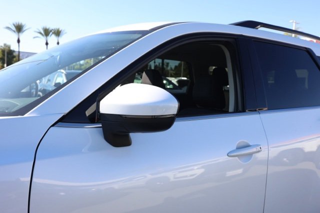 New 2025 Nissan Pathfinder SV w/ Cargo Package image 12