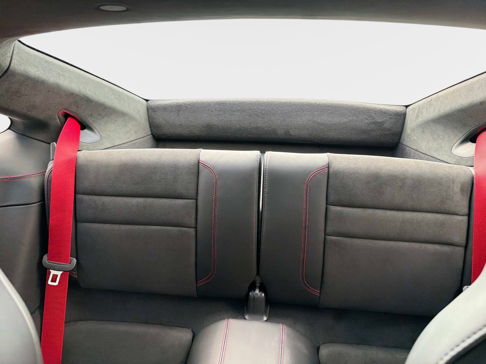 Used 2026 Porsche 911 Carrera GTS image 32