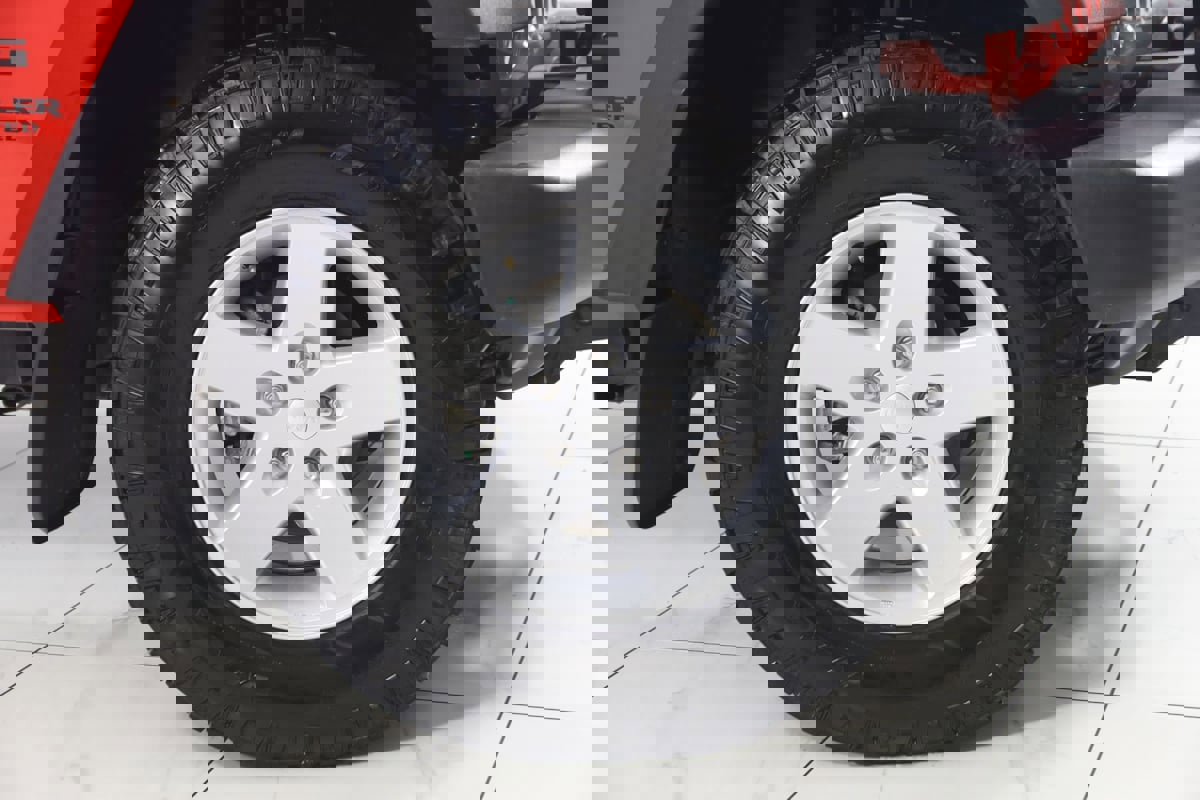 Used 2017 Jeep Wrangler Unlimited Sport w/ Quick Order Package 24S image 12