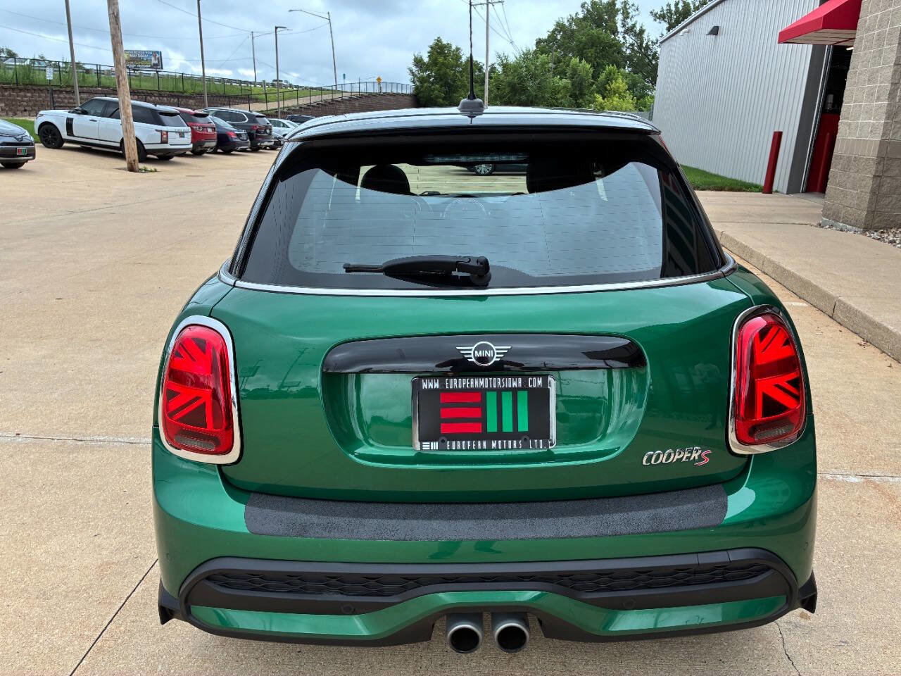 Used 2022 MINI Cooper S image 4