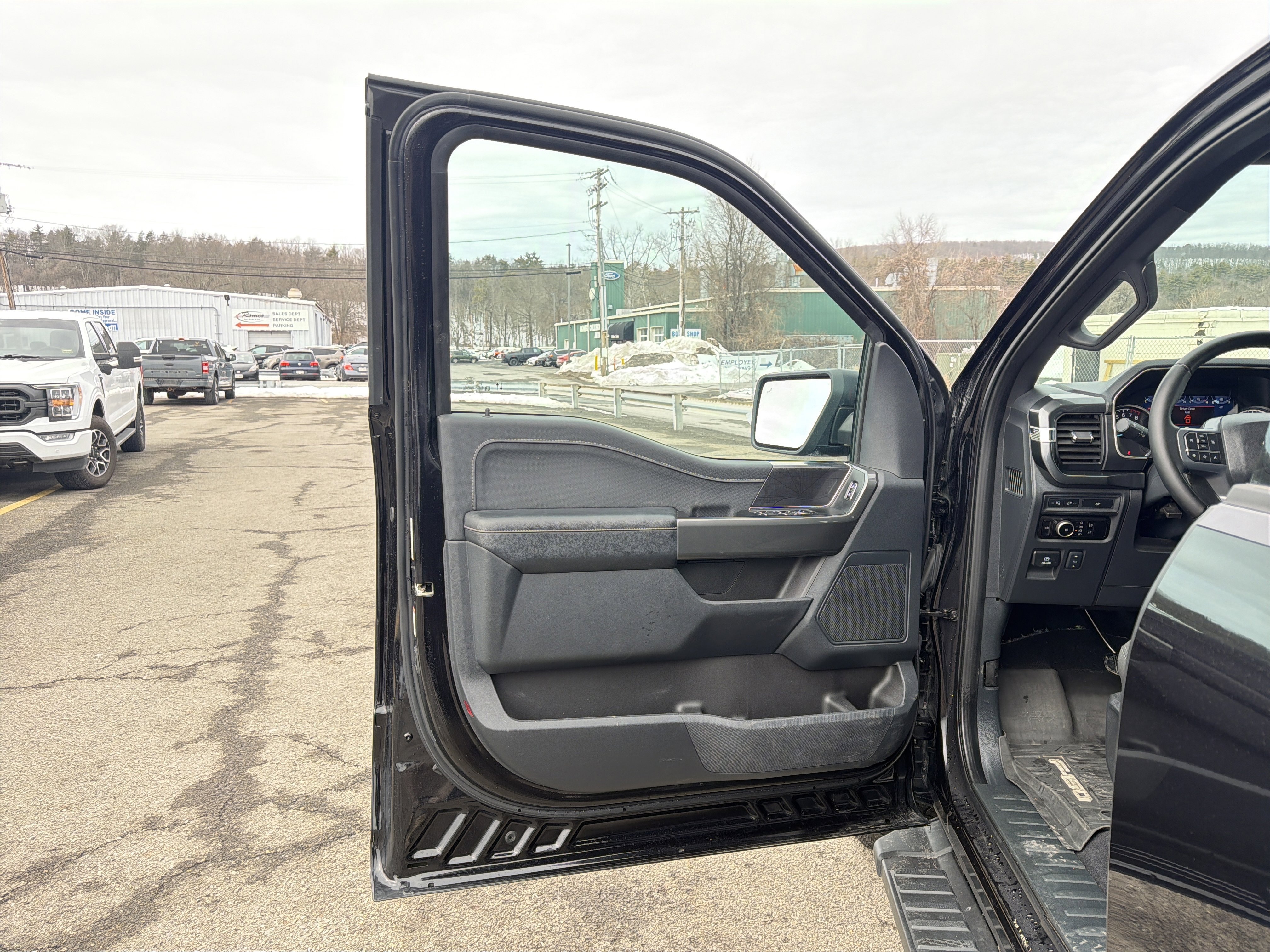 Used 2023 Ford F150 XLT w/ Equipment Group 302A High image 11