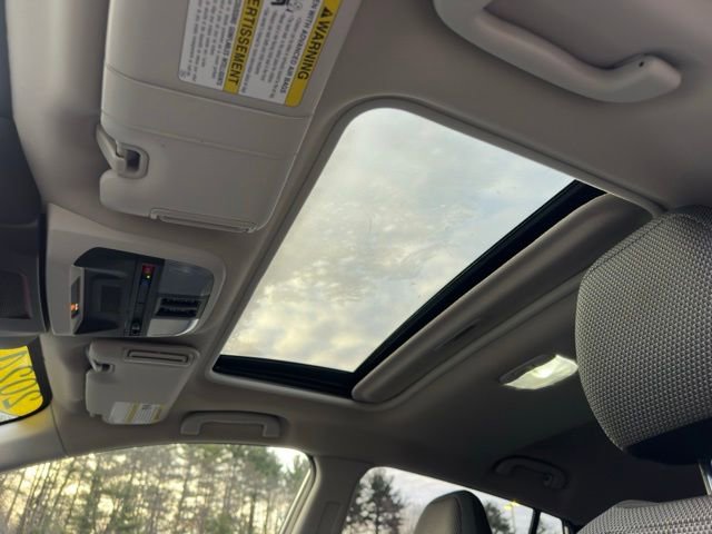 Used 2024 Subaru Crosstrek 2.0i Premium image 21