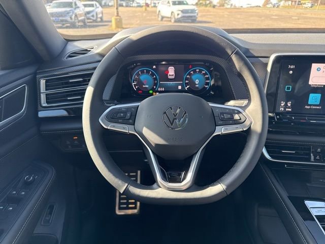 Used 2024 Volkswagen Atlas Cross Sport SEL R-Line image 28