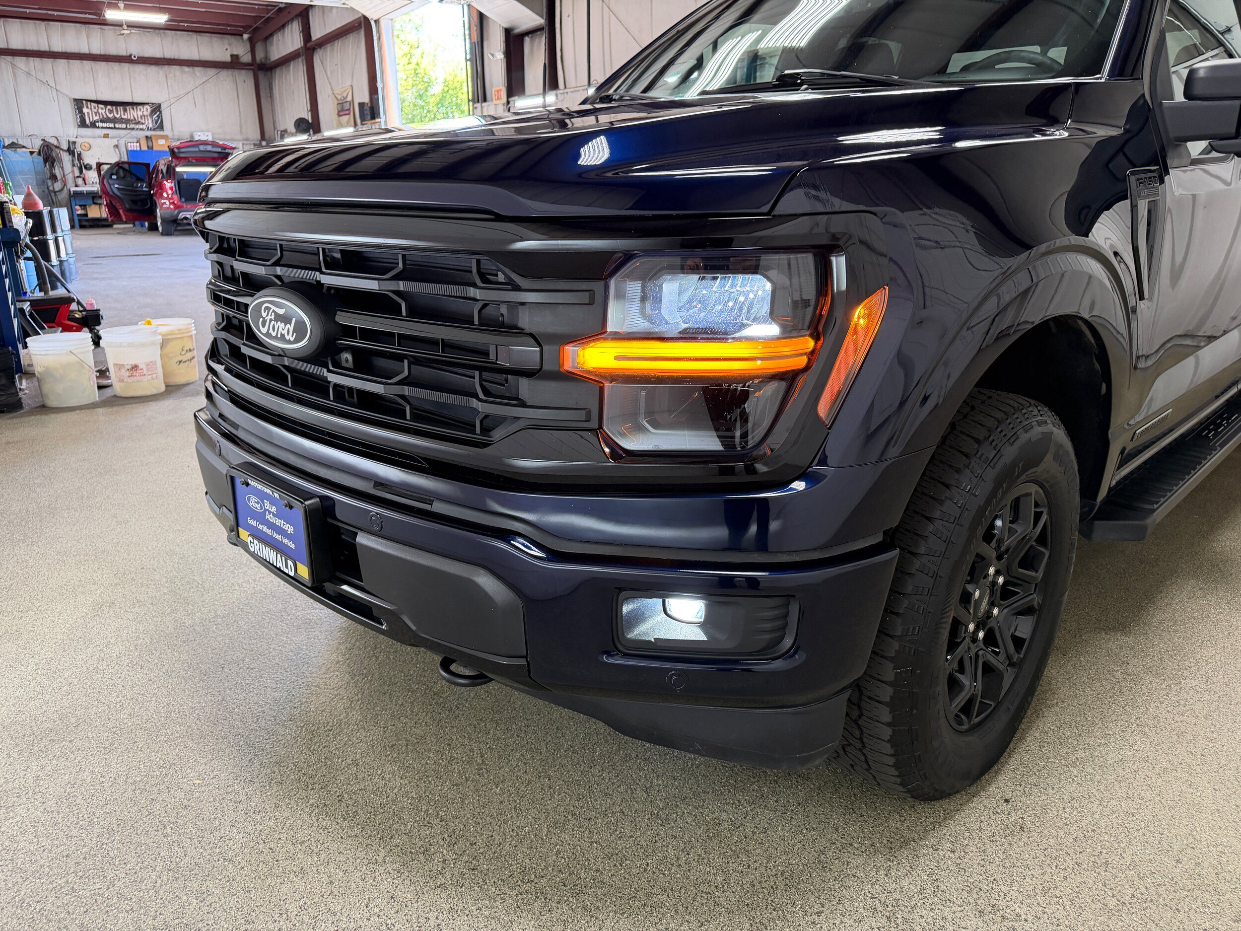 Certified 2025 Ford F150 XLT w/ Equipment Group 302A MID AWD/4WD image 39