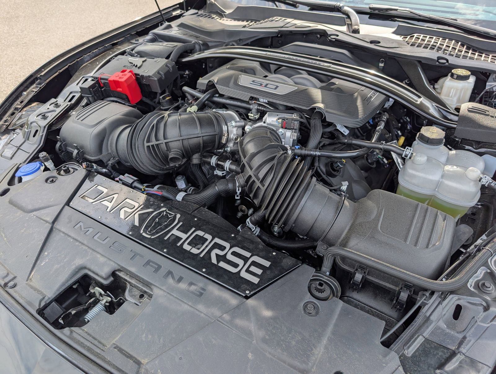 Used 2025 Ford Mustang Dark Horse RWD image 9