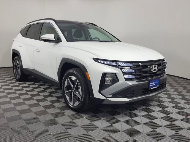 Certified 2025 Hyundai Tucson SEL AWD/4WD image 6