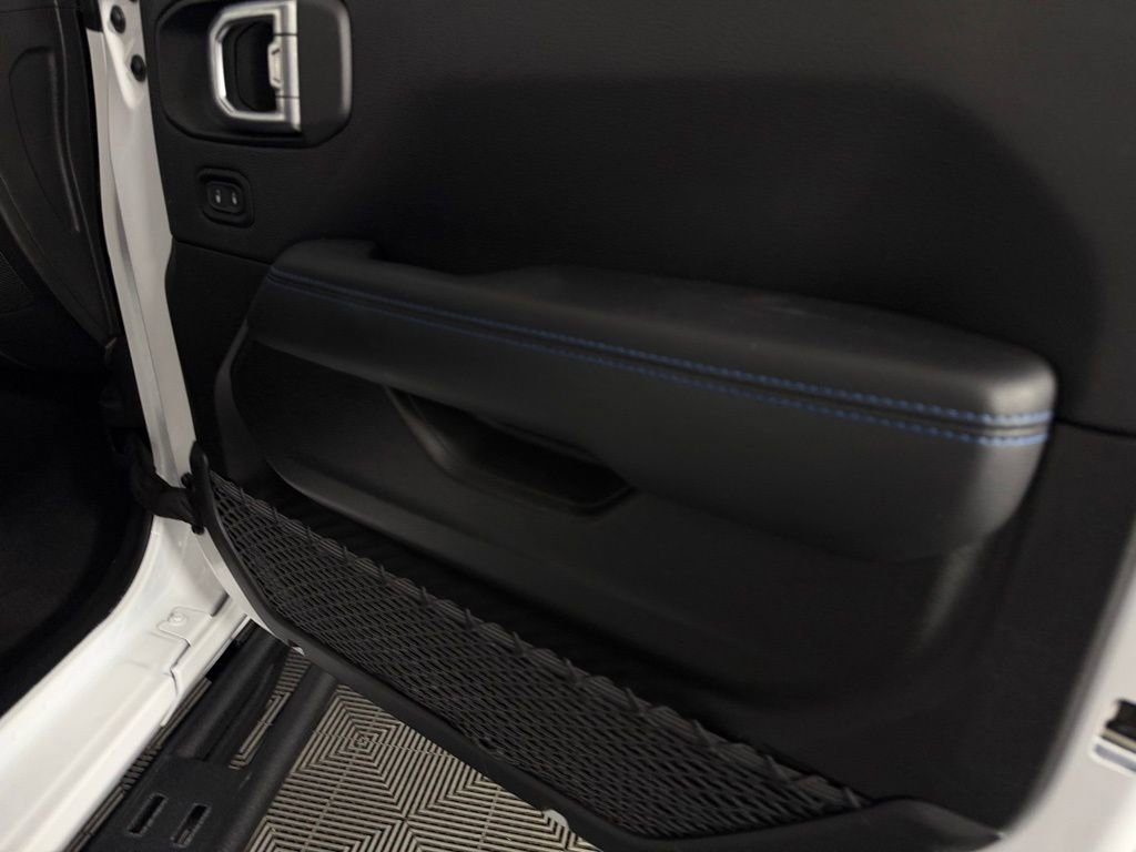 Used 2023 Jeep Wrangler Unlimited Rubicon 4xe w/ Steel Bumper Group image 35