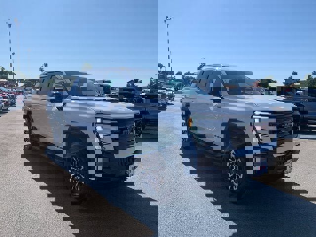 New 2026 GMC Sierra EV Elevation image 4